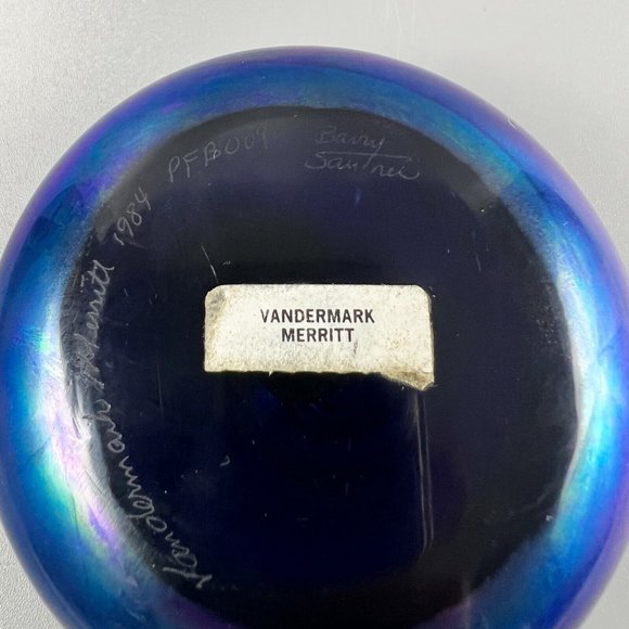 Vintage 1984 Vandermark Merritt Iridescent Paperweight by Barry Sautner Penguins - Picture 8 of 8